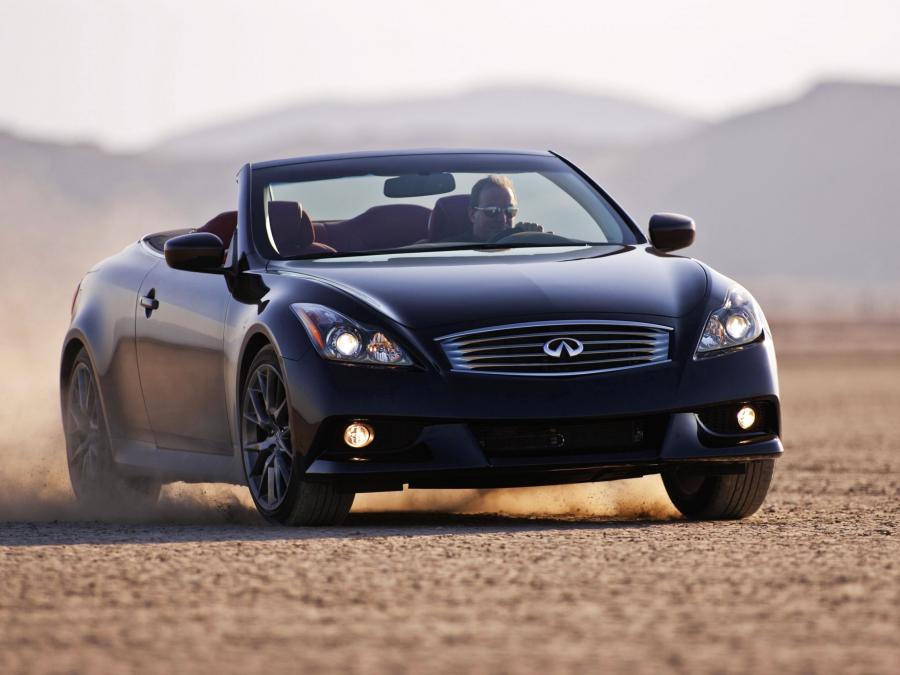 Infiniti G37 IPL Convertible 2012 года  (фото 16 из 17)